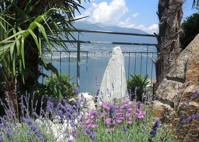 Siesta By Fewotessin Gambarogno