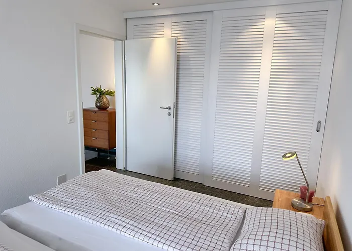 Siesta By Fewotessin Gambarogno